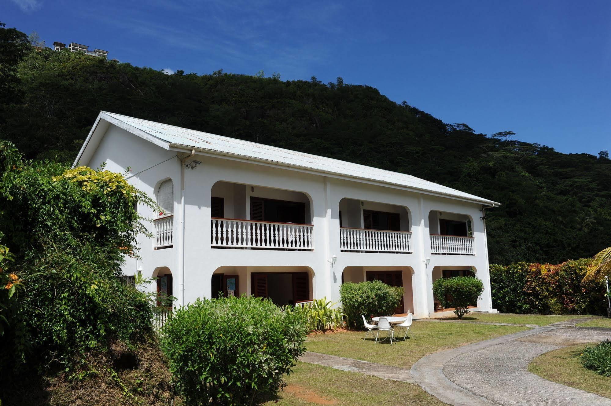 La Residence Villas & Studios Anse Royale Luaran gambar